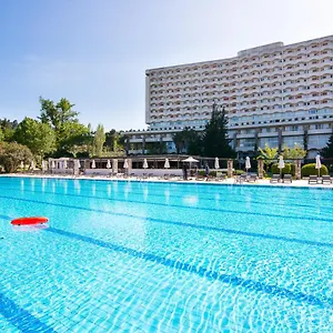 https://athos-palace.hotelschalkidiki.net