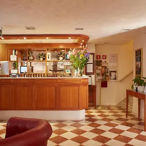 Commercio & Pellegrino Szálloda