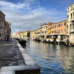 Bed & Breakfast Ponte Degli Scalzi, Venice